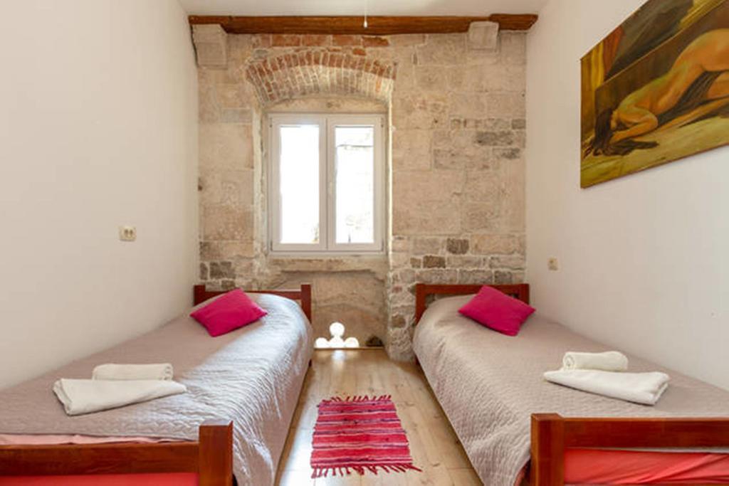 Apartments Emperor Oasis Split Exterior foto